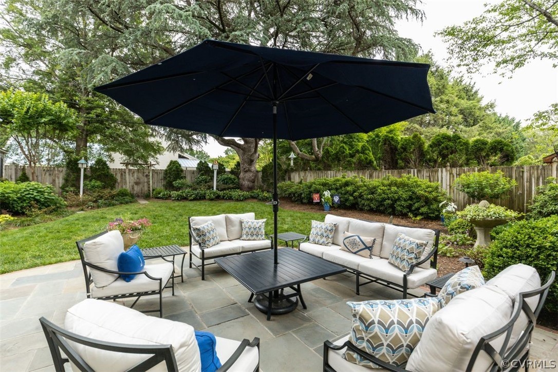 4228 Kingcrest Parkway