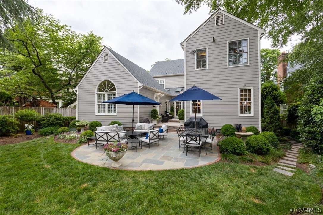 4228 Kingcrest Parkway