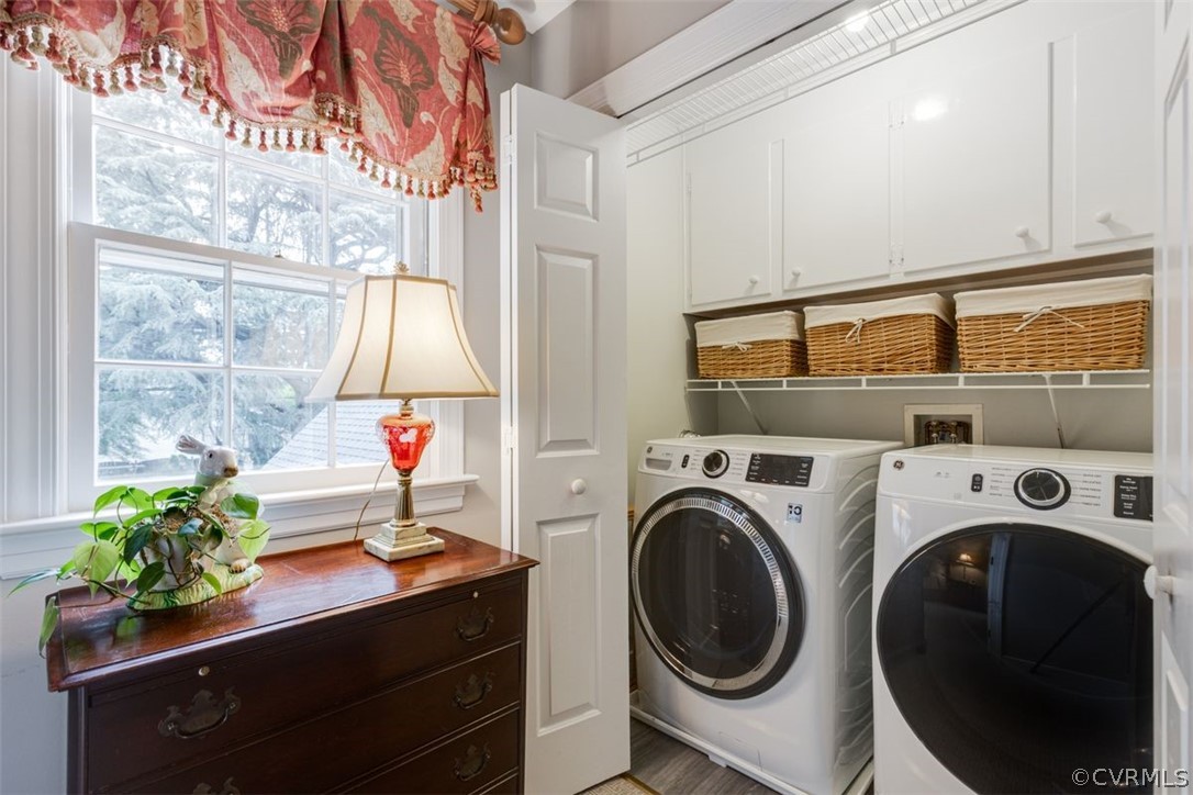 4228 Kingcrest Parkway