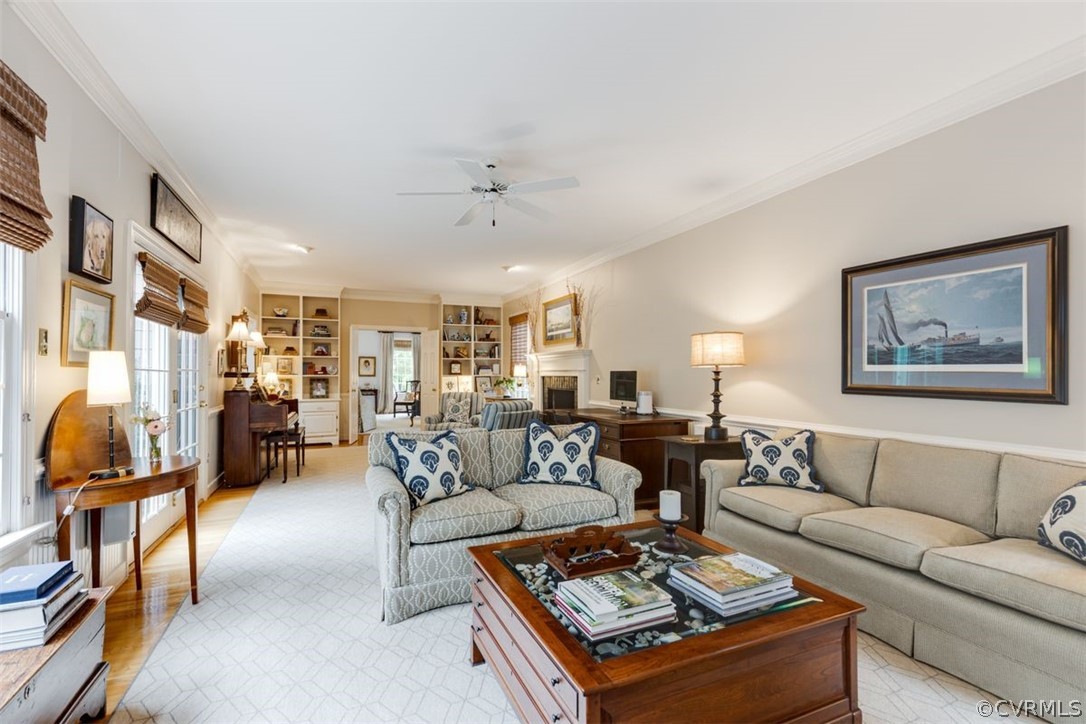 4228 Kingcrest Parkway