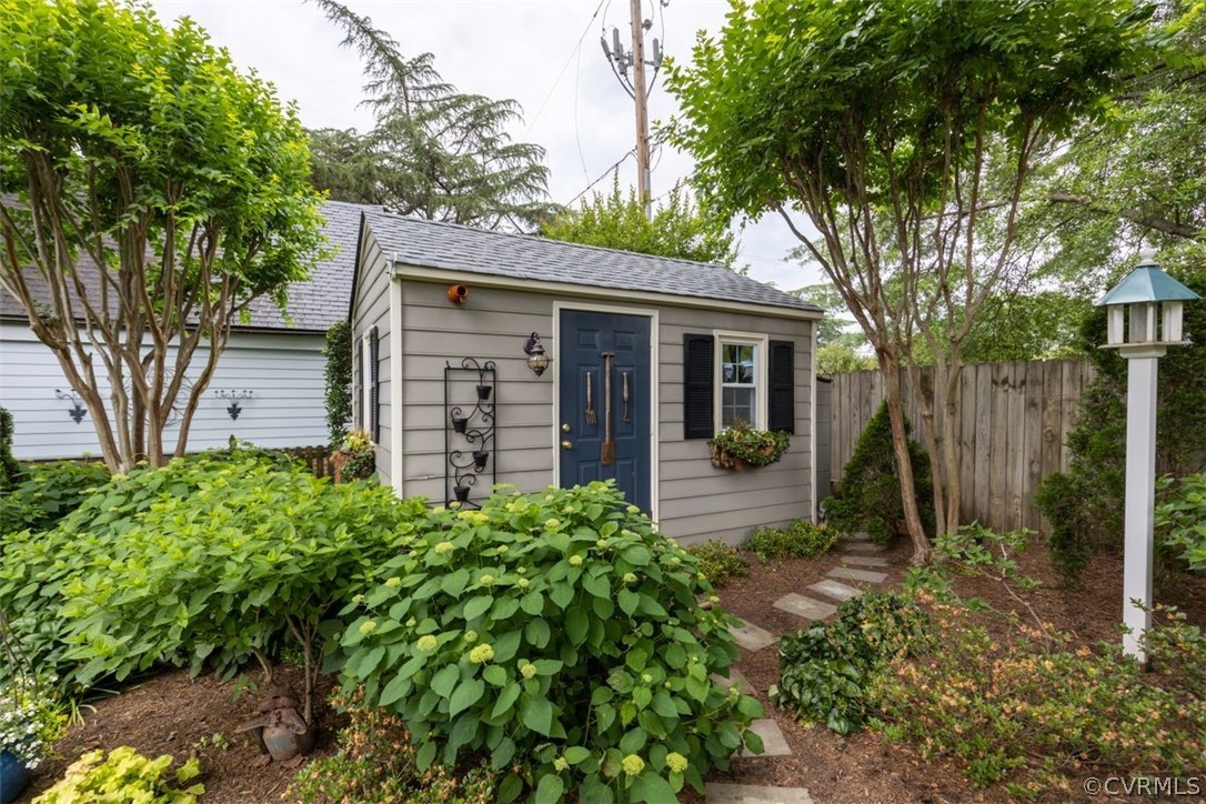 4228 Kingcrest Parkway