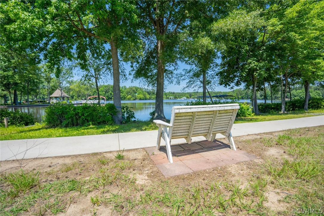 6312 Lookout Point Circle