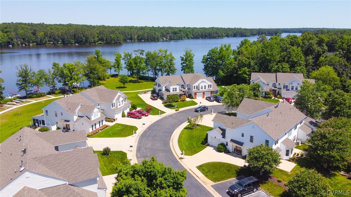 6312 Lookout Point Circle