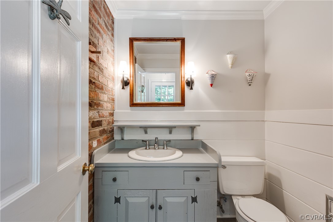 2801 River Oaks Drive