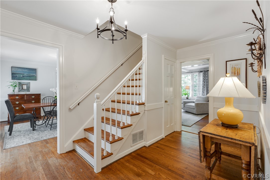 2801 River Oaks Drive