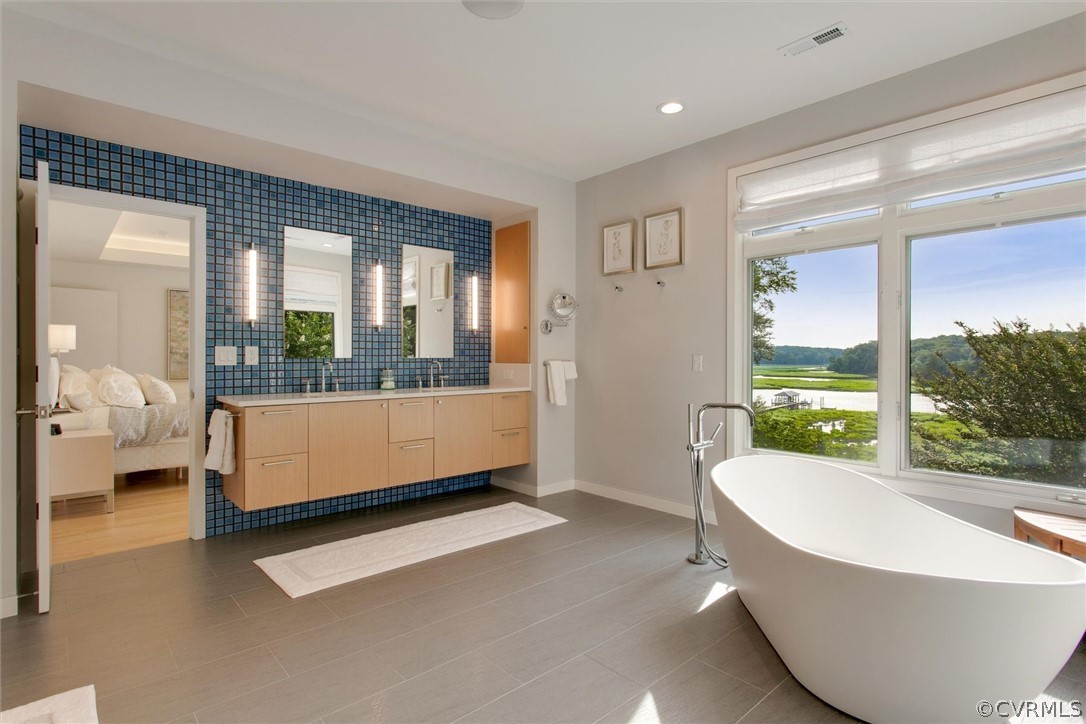 6413 Conservancy