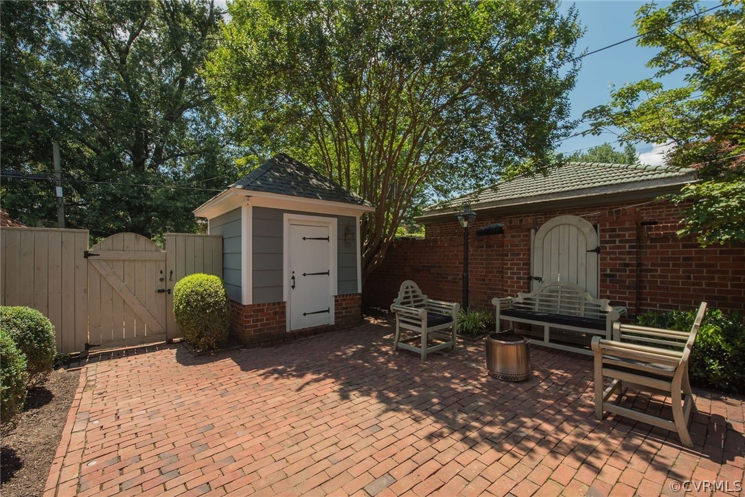 3333 W Franklin Street