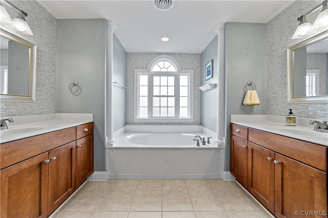 2825 Bayfront Way