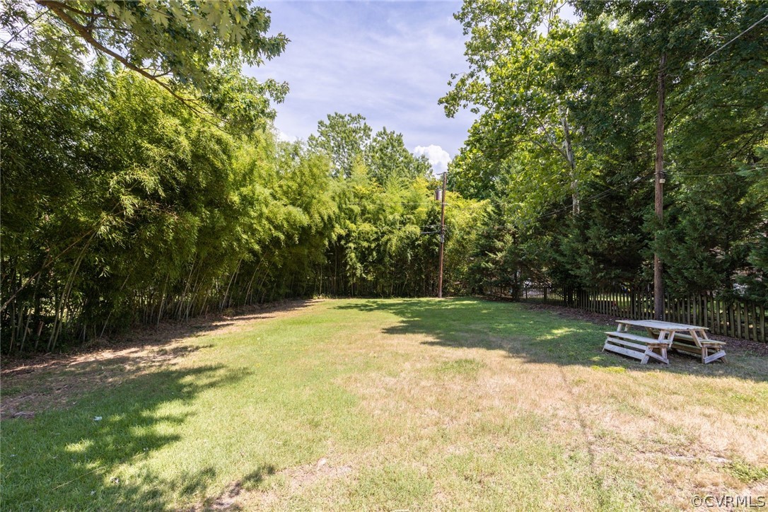 1303 Bobbiedell Lane