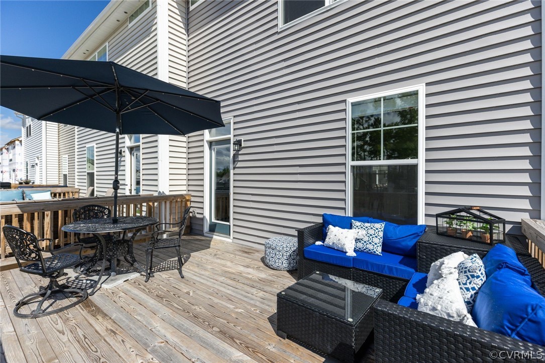 16938 Thornapple Run