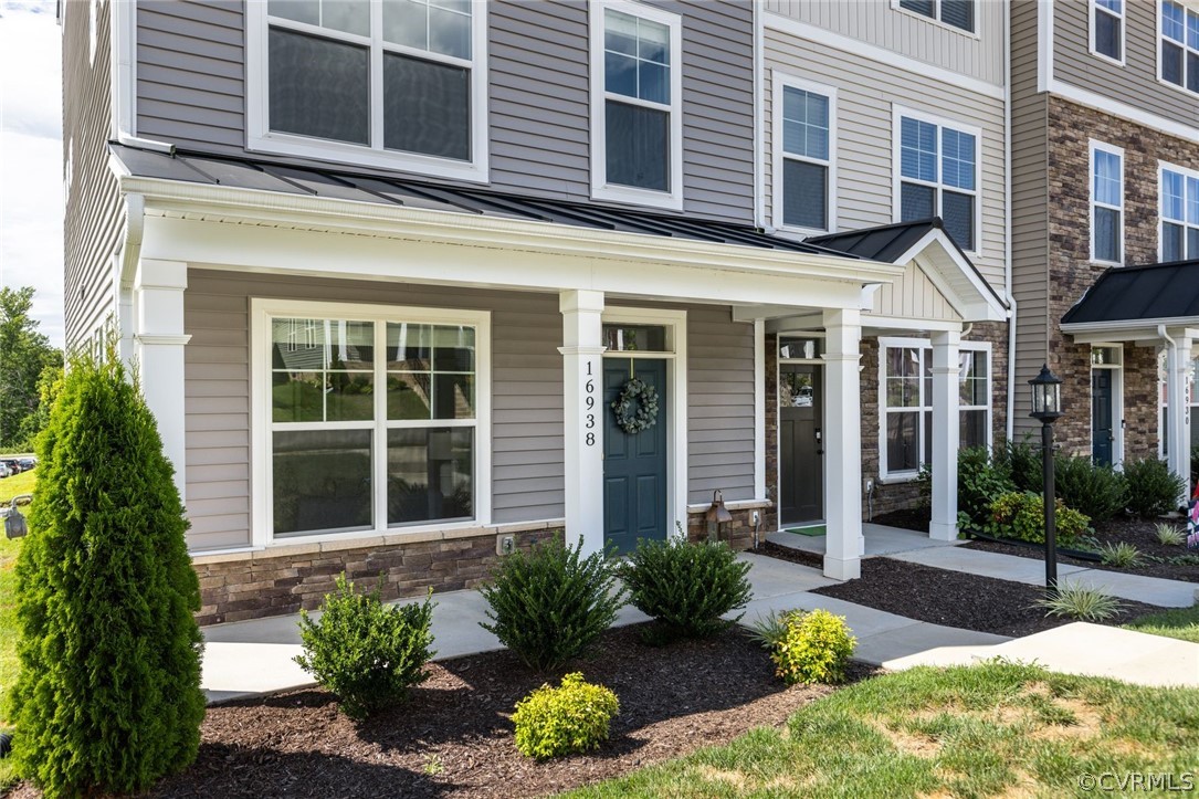 16938 Thornapple Run