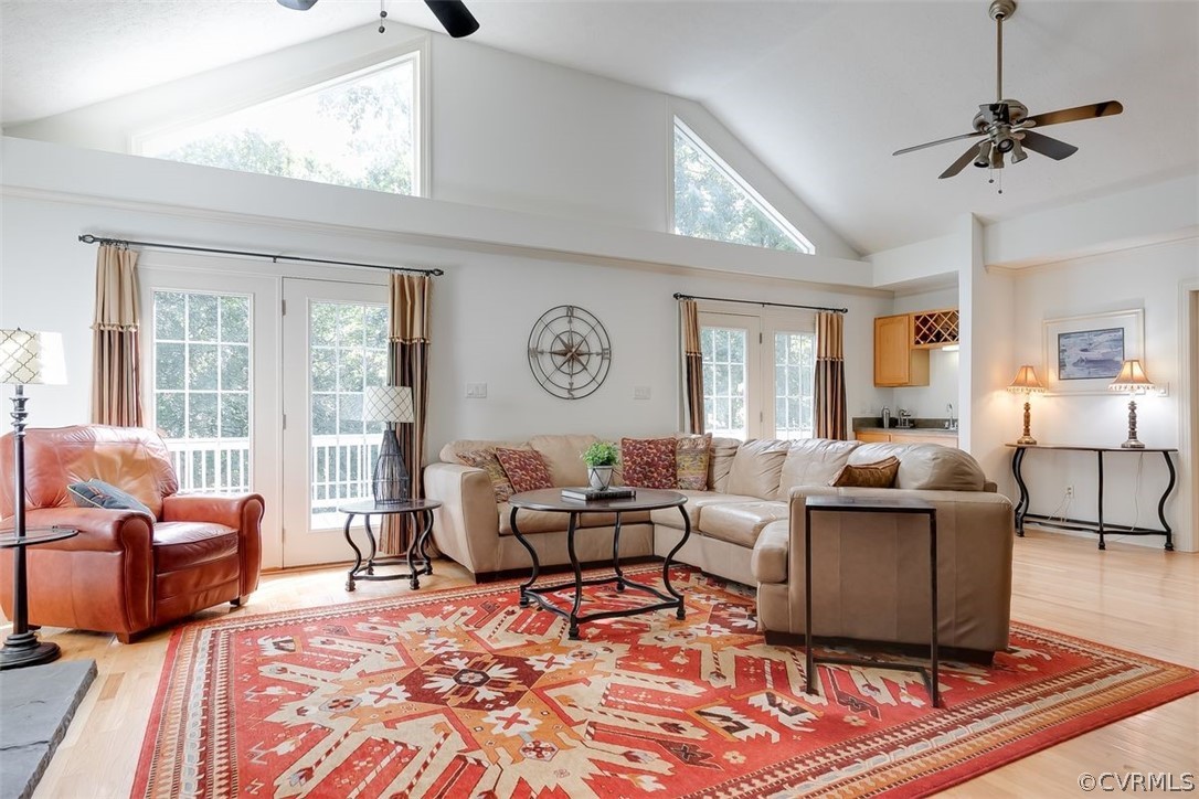 2040 River Valley Lane