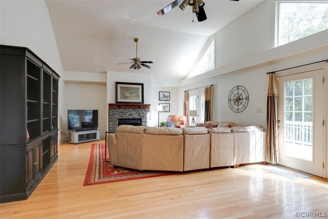 2040 River Valley Lane