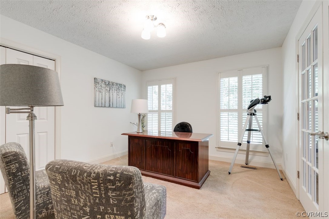 2040 River Valley Lane