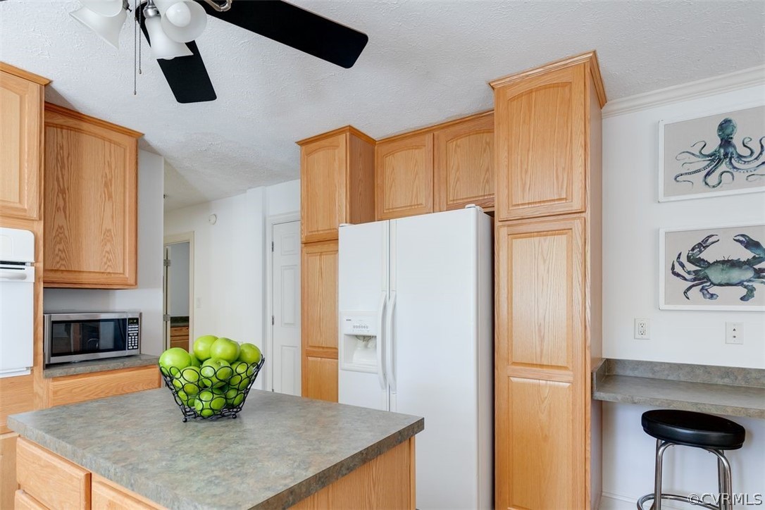 2040 River Valley Lane