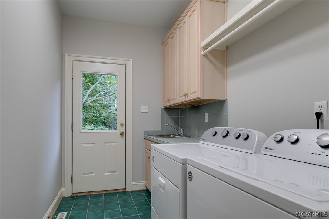 9717 Colony Bluff Drive