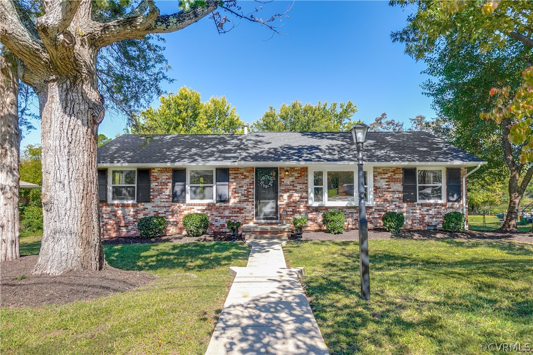 8720 Lakefront Drive