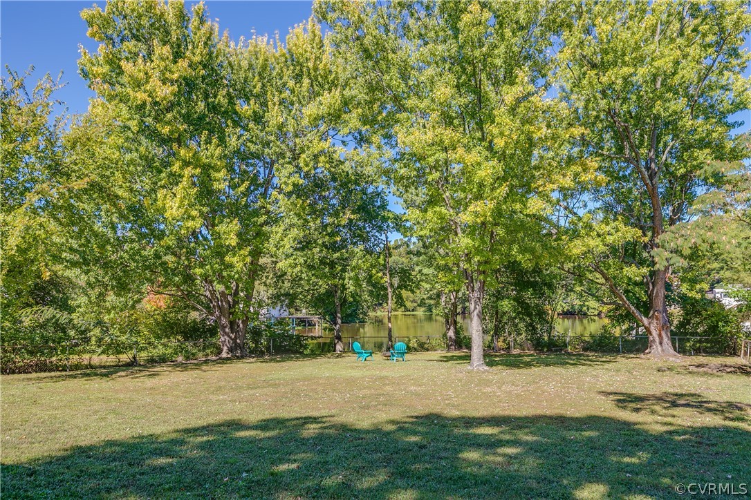 8720 Lakefront Drive
