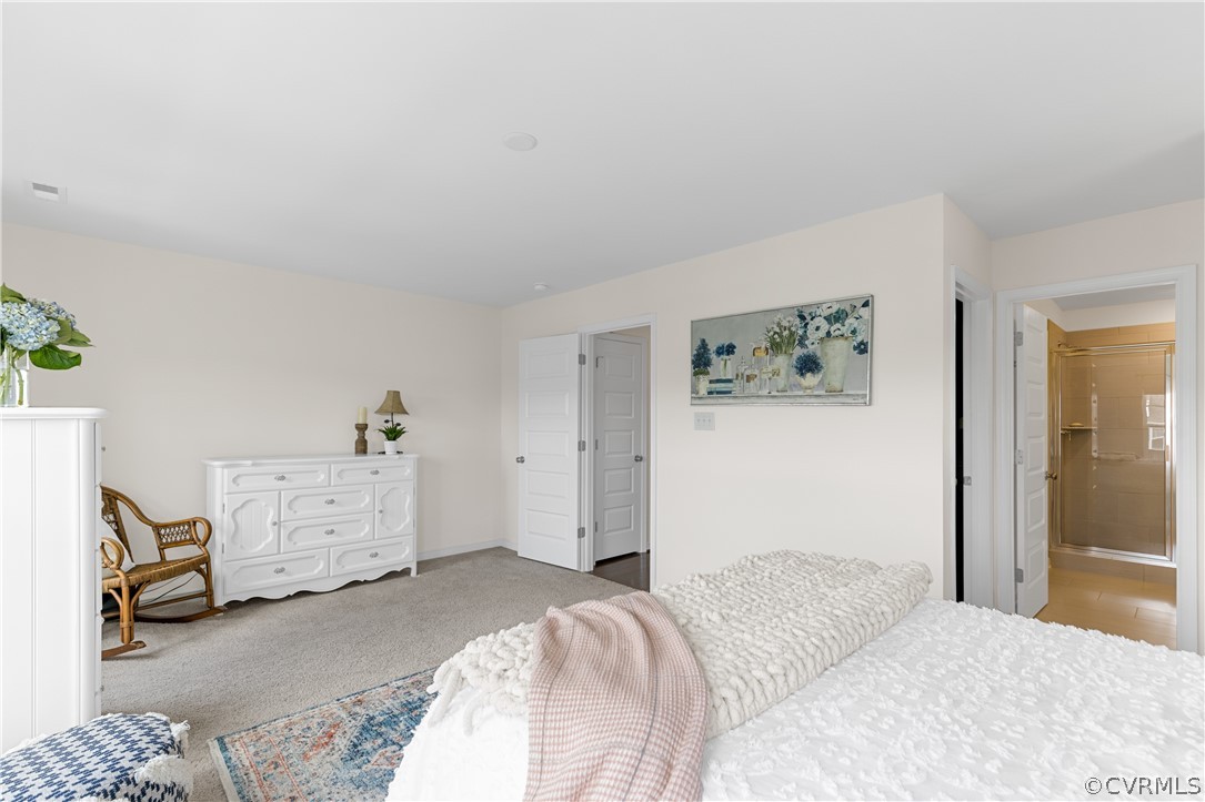 2124 Perennial Circle Unit: End Unit