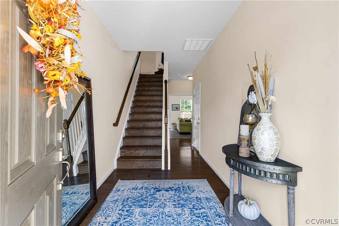 2124 Perennial Circle Unit: End Unit