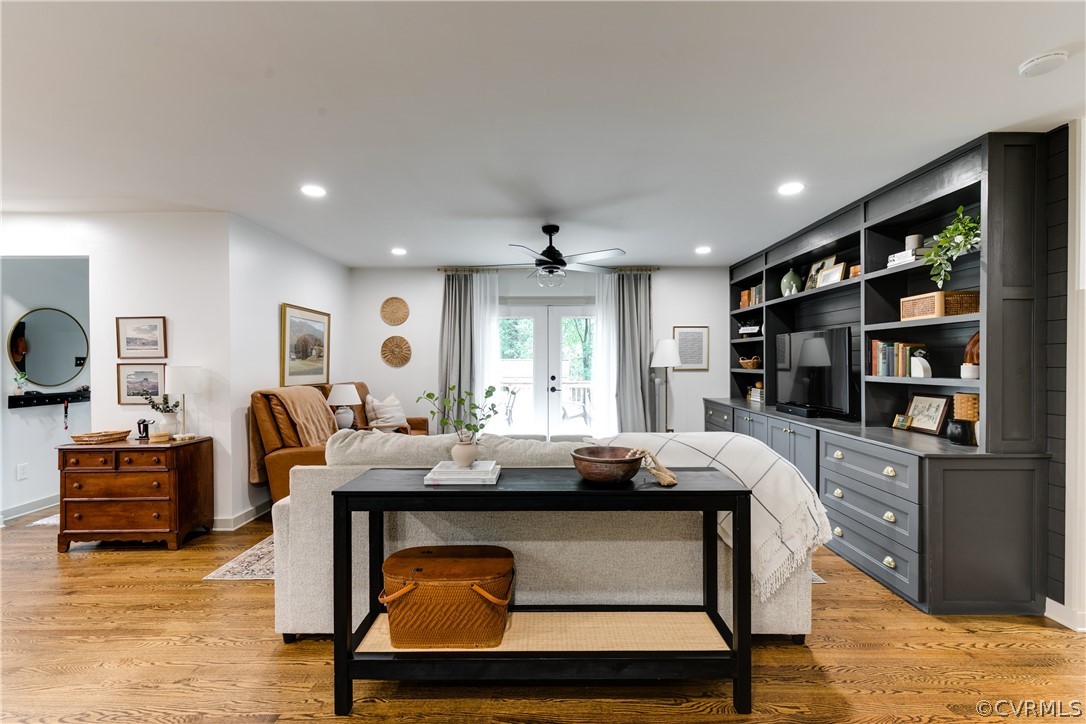 7406 Comanche Drive