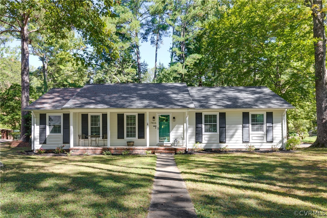 7406 Comanche Drive
