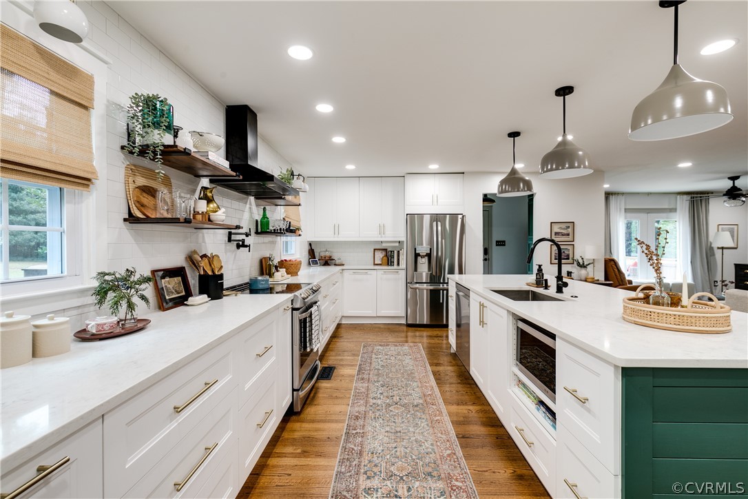 7406 Comanche Drive