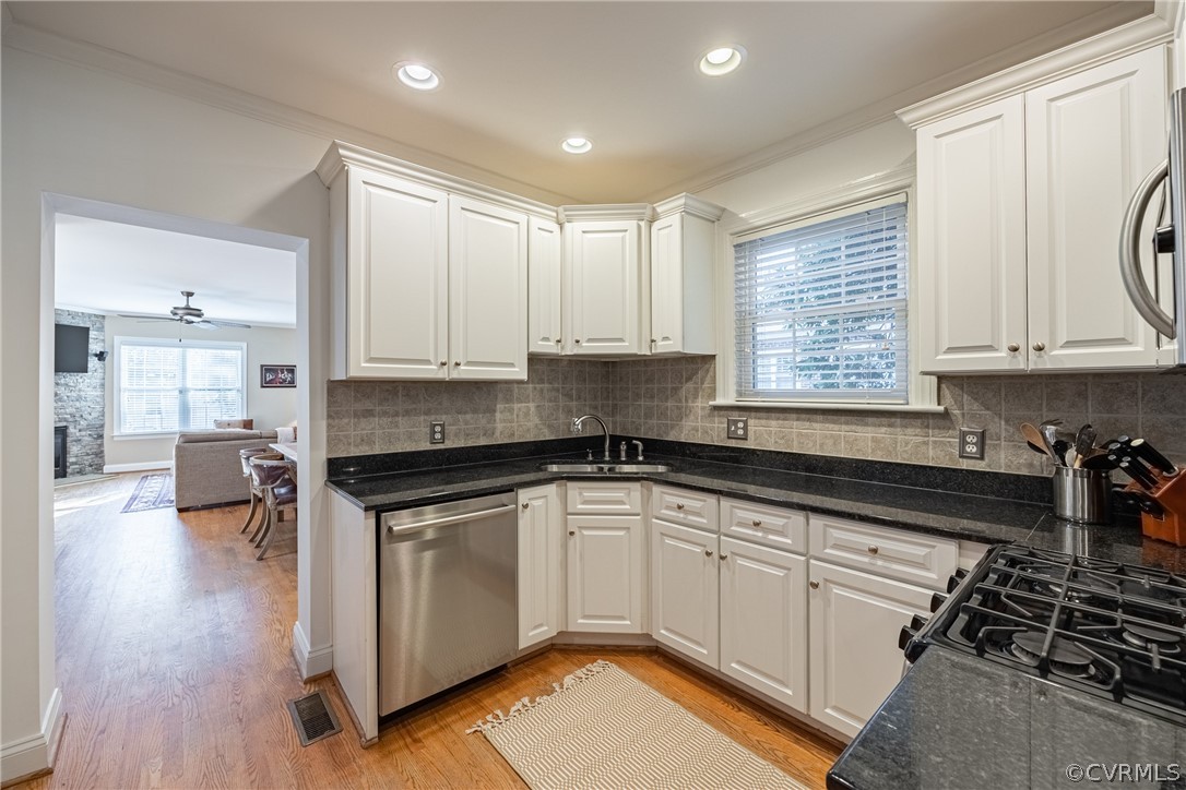 4003 Kensington Avenue