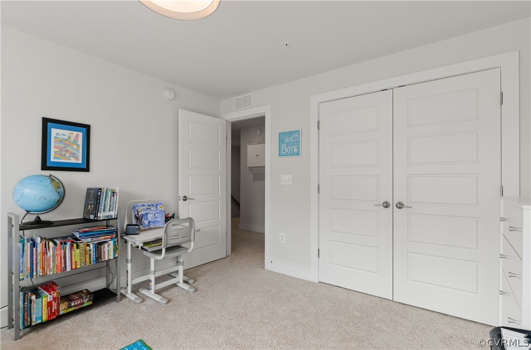 4328 Saunders Station Loop Unit: A