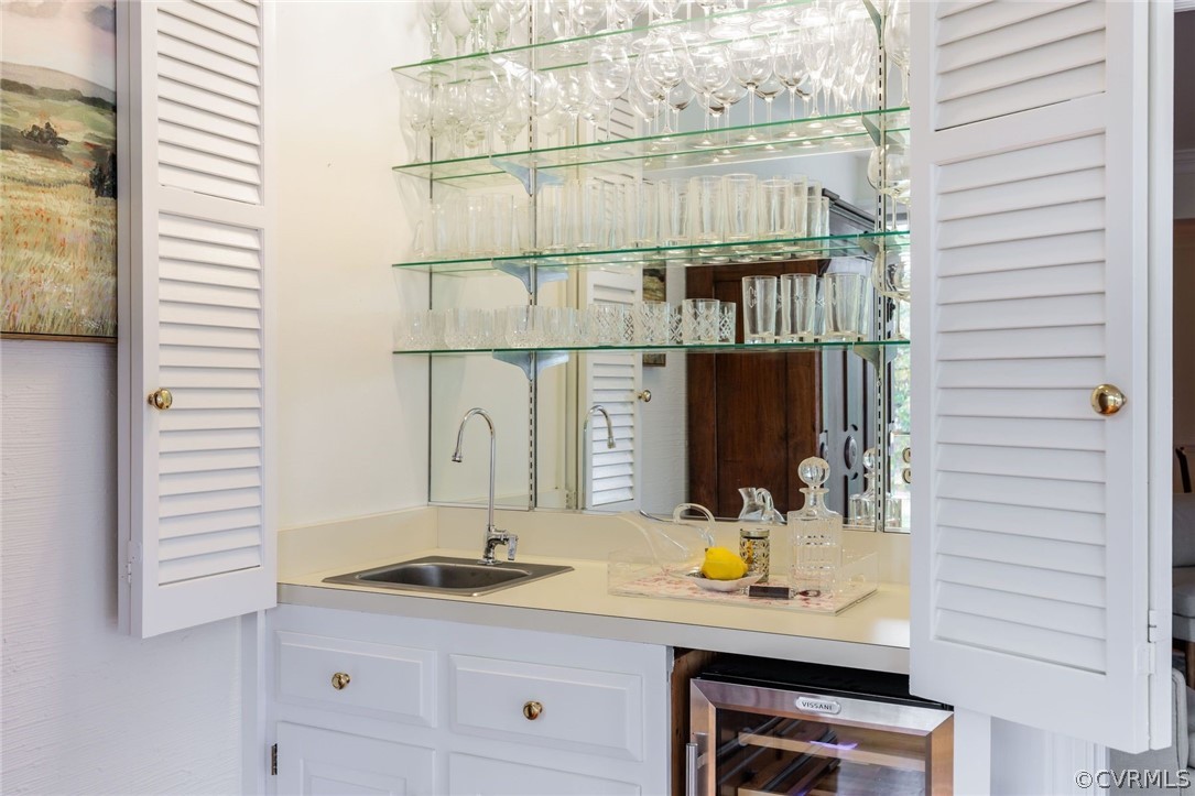 300 N Ridge Road Unit: 64