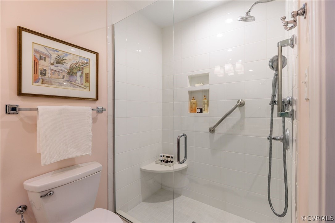 300 N Ridge Road Unit: 64