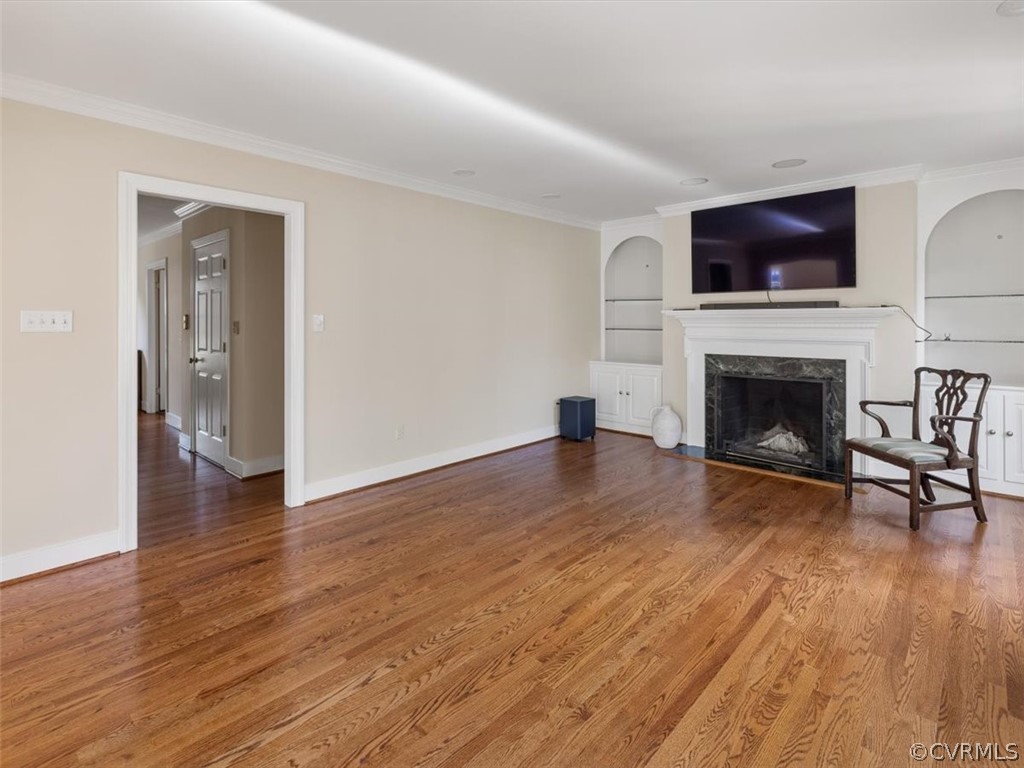 300 N Ridge Road Unit: 77