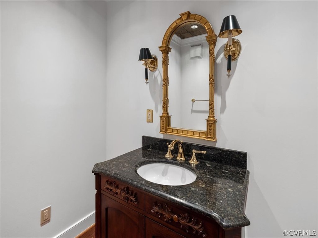 300 N Ridge Road Unit: 77