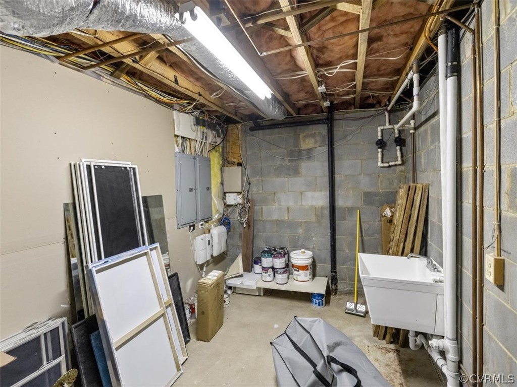 300 N Ridge Road Unit: 77