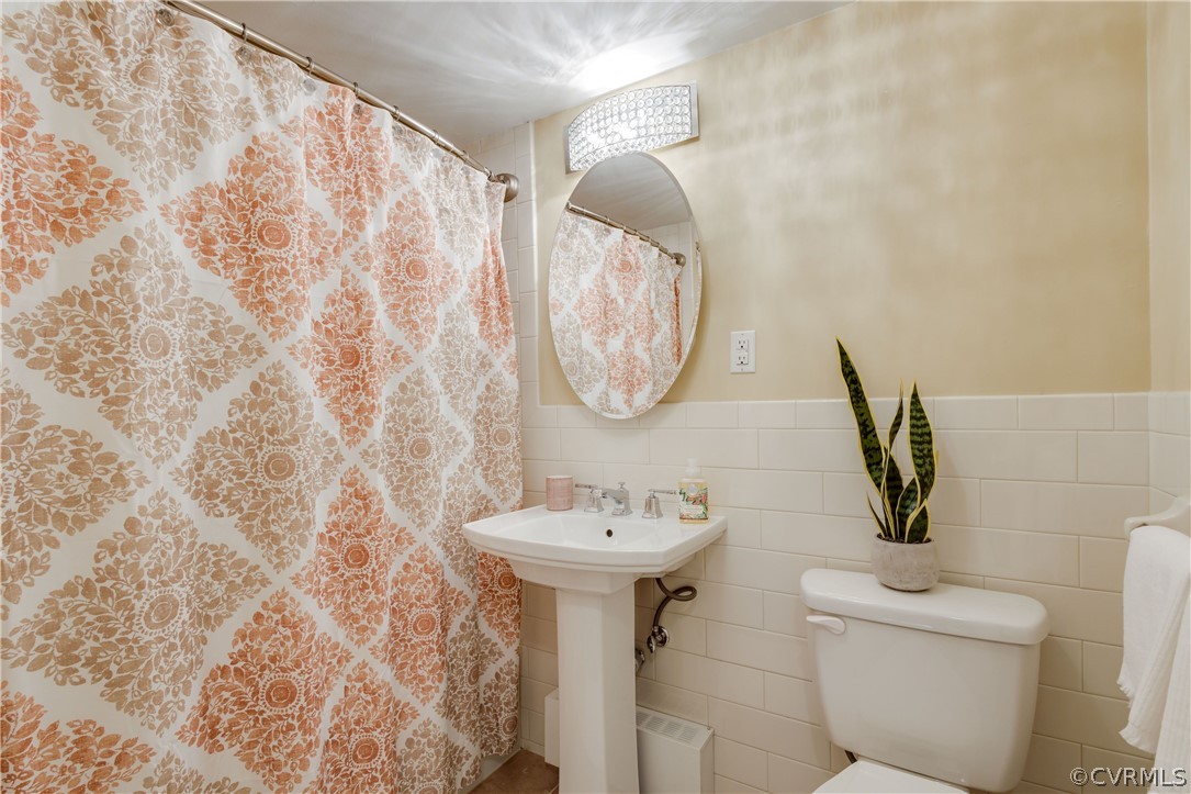 5100 Monument Avenue Unit: 614