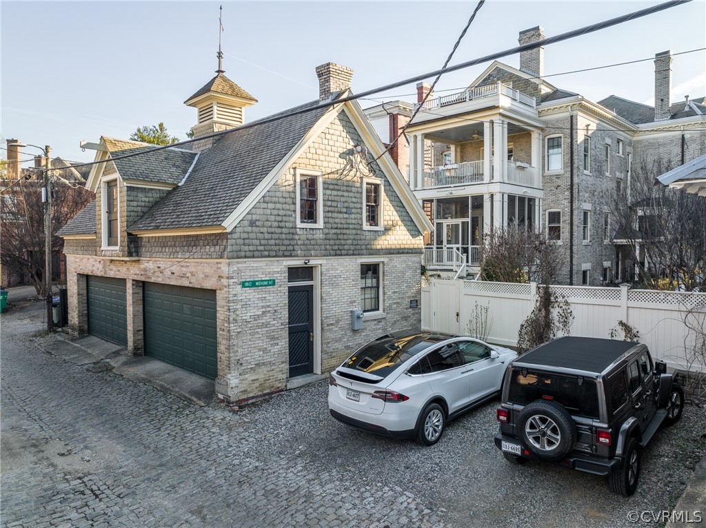 1812 Monument Avenue