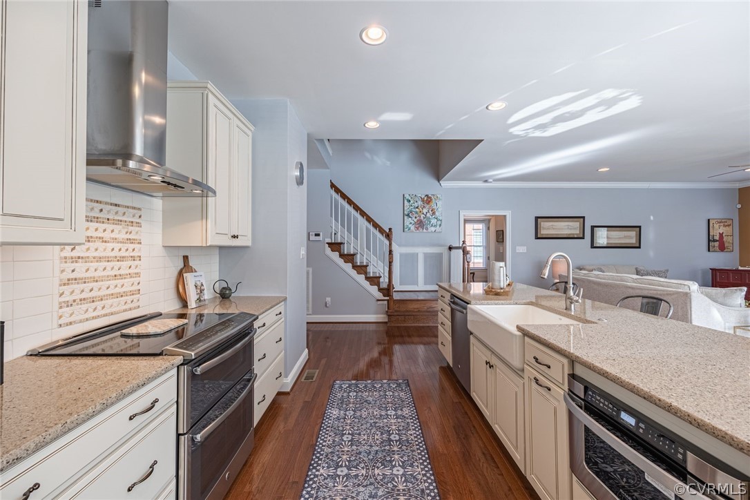 5101 Farmount Terrace