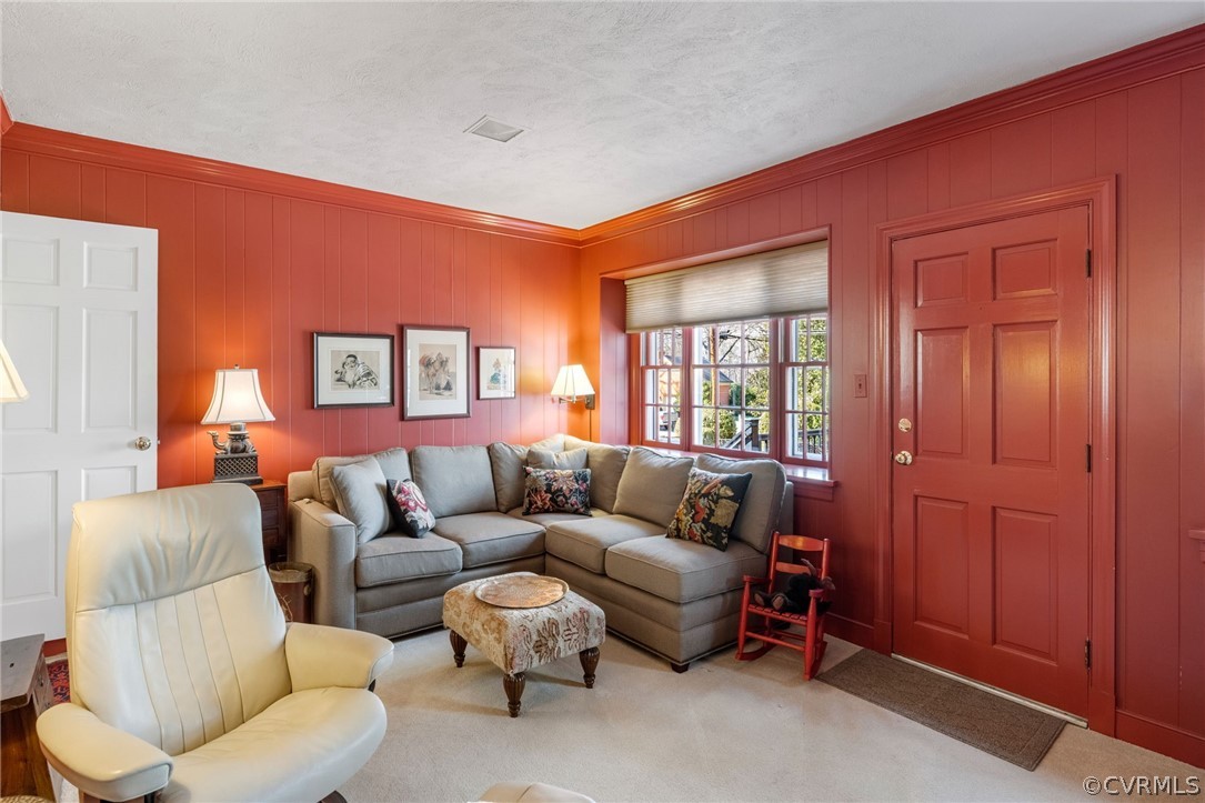 300 El Dorado Drive
