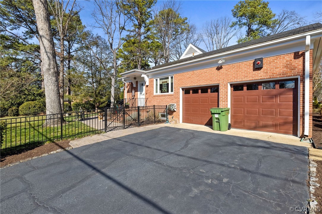 300 El Dorado Drive