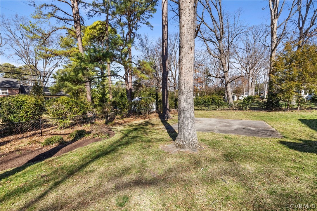 300 El Dorado Drive