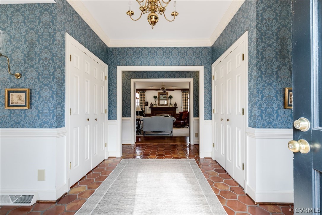 28 E Lower Tuckahoe Road