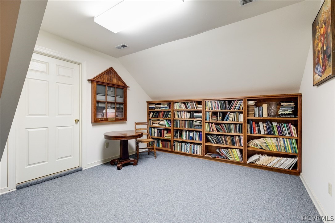 28 E Lower Tuckahoe Road