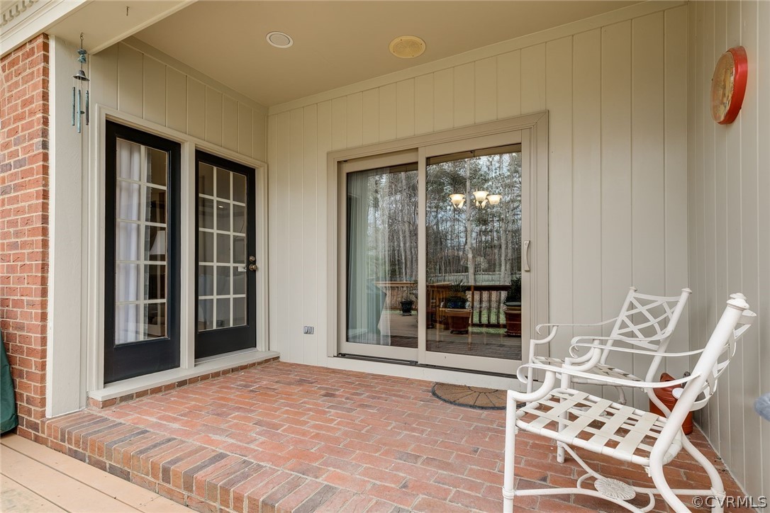 28 E Lower Tuckahoe Road