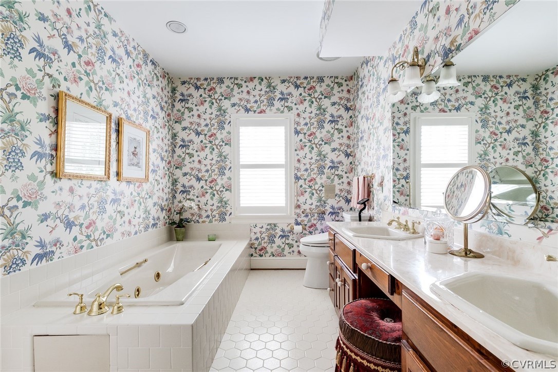 28 E Lower Tuckahoe Road