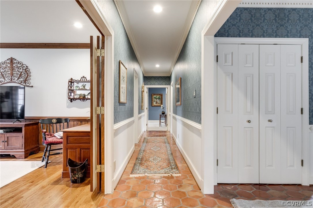 28 E Lower Tuckahoe Road