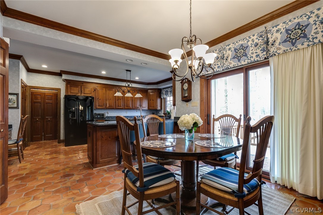 28 E Lower Tuckahoe Road