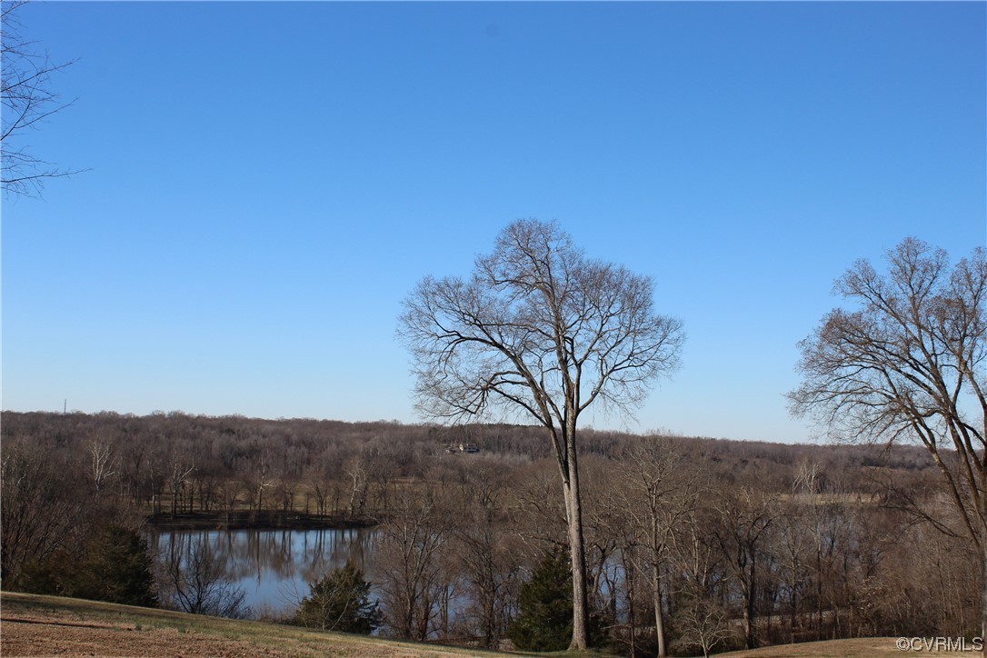 1519 River View Road