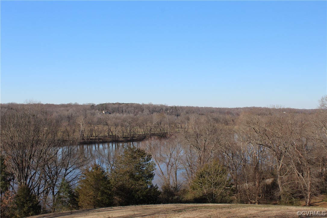 1519 River View Road