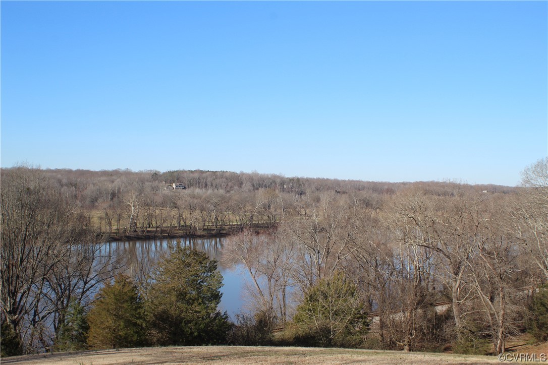 1519 River View Road