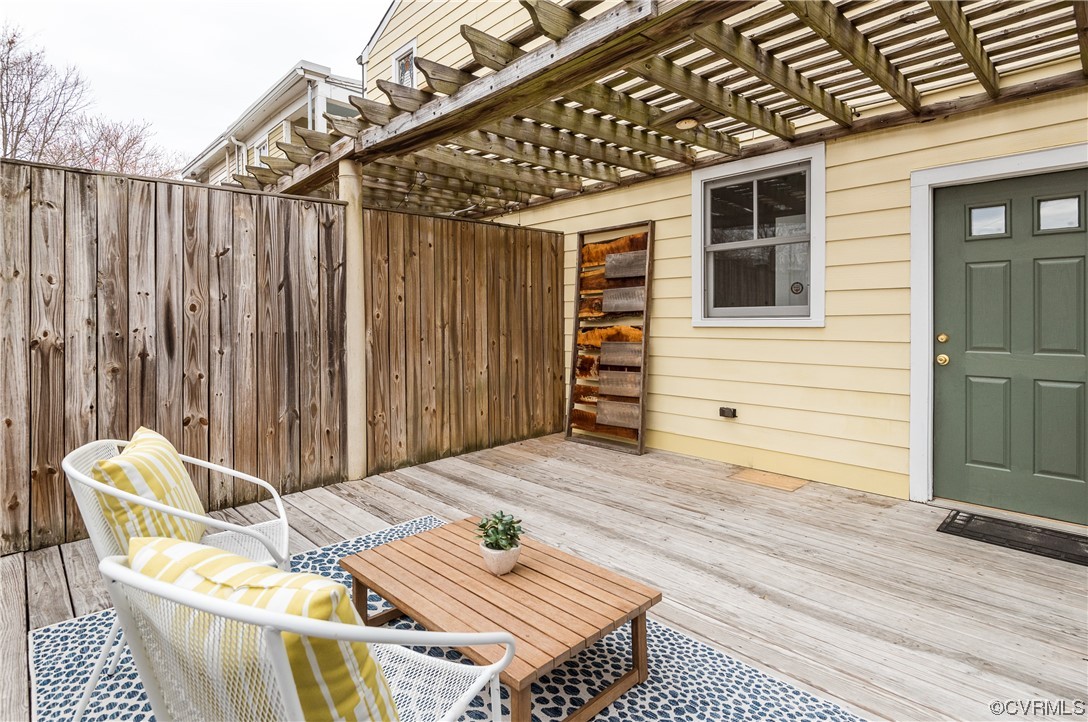 3015 E Marshall Street